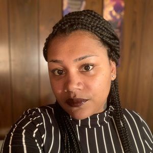 Meet your Posher, Candise